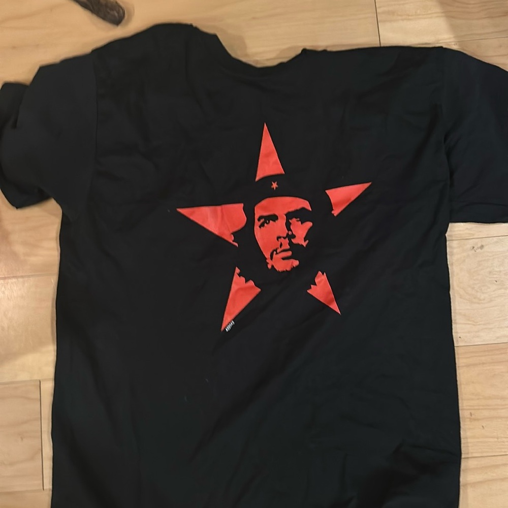 Che guevara shirt, great condition.